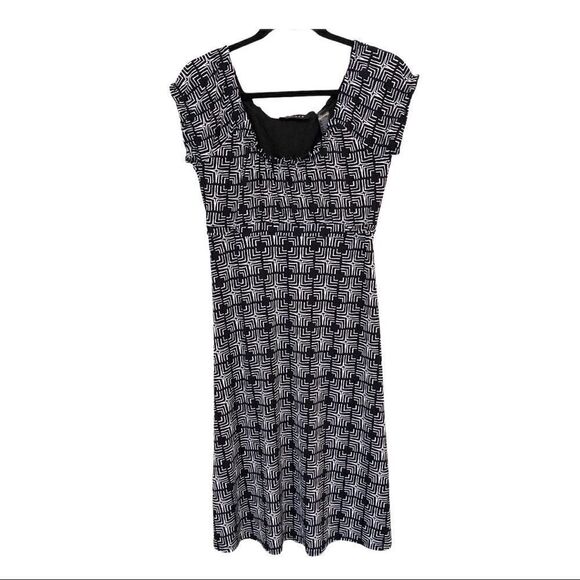 Axcess Black/White Geometric Print Midi Dress Size Small - Picture 1 of 12